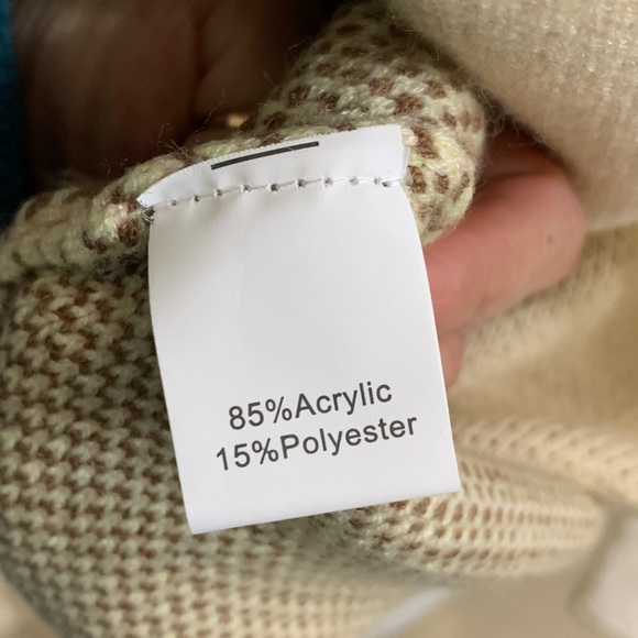 4. Miss Sparkling tattered smiley face Distressed Crew Neck and cuffs sweater - Picture 4 of 6